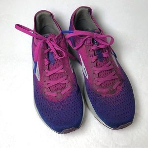 Women’s Brooks Levitate Running Pink Purple Shoes 9.5 EUC